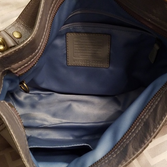 Handbag - Picture 3 of 4